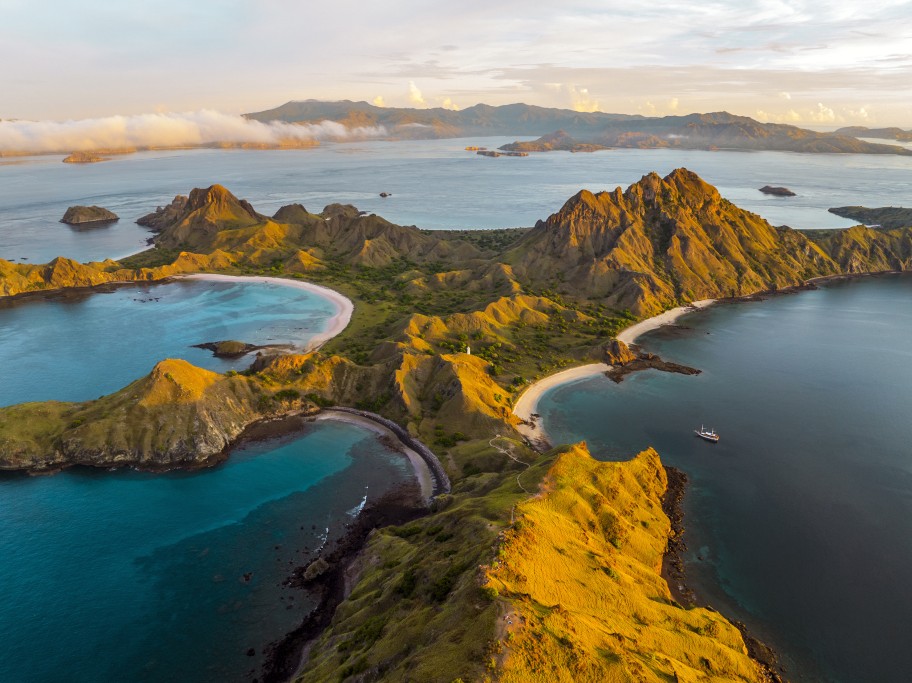 AQUA EXPEDITIONS LUXURY CRUISE: AQUA BLU (BALI - KOMODO) — 8
